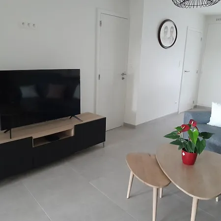 Chez Jeannine Et Yvo بيت للعطل