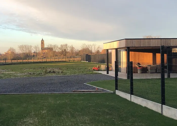 בית נופש Chez Jeannine Et Yvo